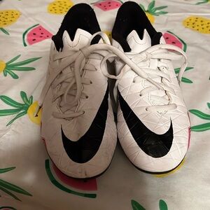 Like New Cleats Nike size 13 1/2 see photos